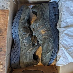 New Balance 2002r Triumph Green sz. 9.5 w/box